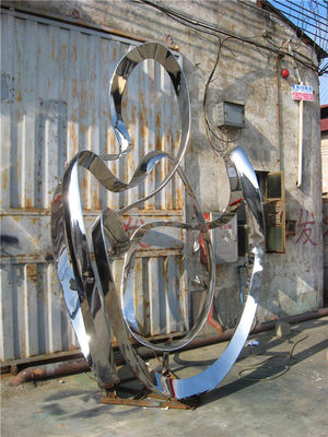Garden Stainless Steel Sculpture 2500 Mm Mirror Stainless Steel Sculpture