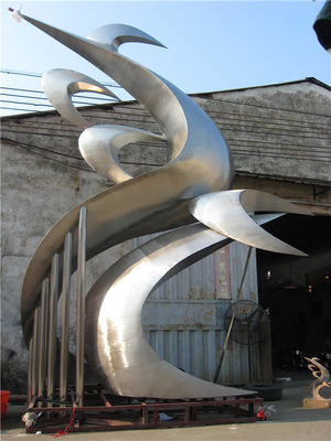 Cast Outdoor Modern Art Sculpture Stainless Steel Tree Sculpture Water Texture