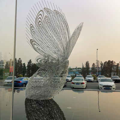 Tabung Patung Air Mancur Logam Kupu-kupu Kain Tenun Stainless Steel Wire Sculpture